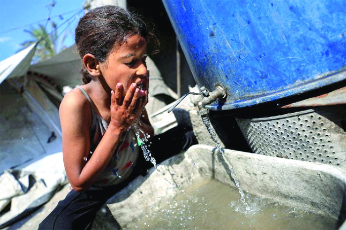 તરસ્યા ગાઝામાં પાણી પુરવઠા ફરજ પરના બે ટ્રકચાલકોનાં મોતથી યુનિસેફ કાળઝાળ